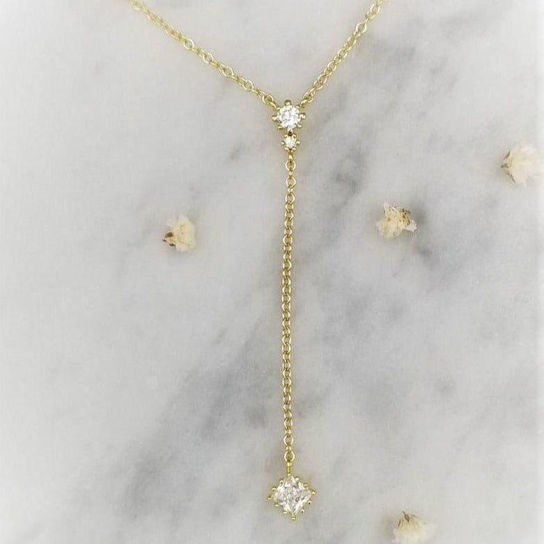Vivienne Lariat Necklace in Gold